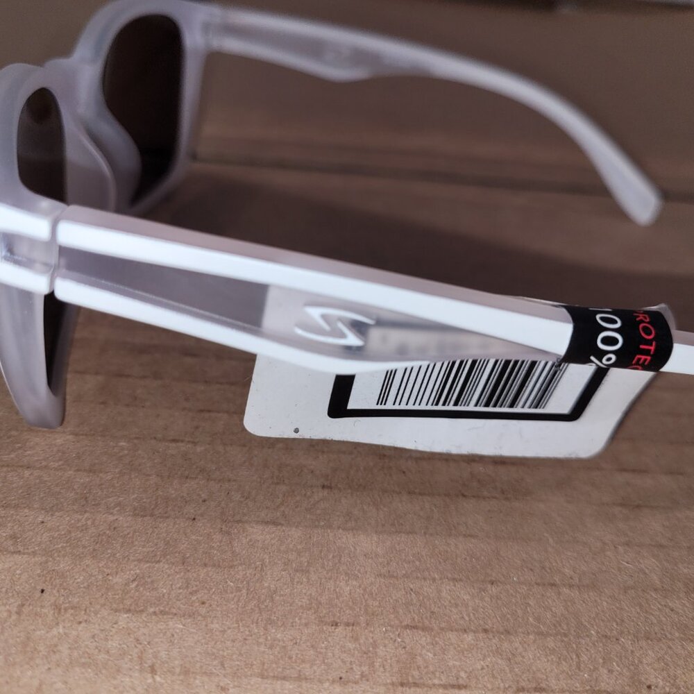 Serfas Optics Decorah Sunglasses White Frame/Red Polarized Lens  NWT Ret… - Picture 3 of 6